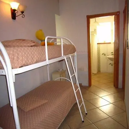 Zia Lella * Taviano (Lecce)